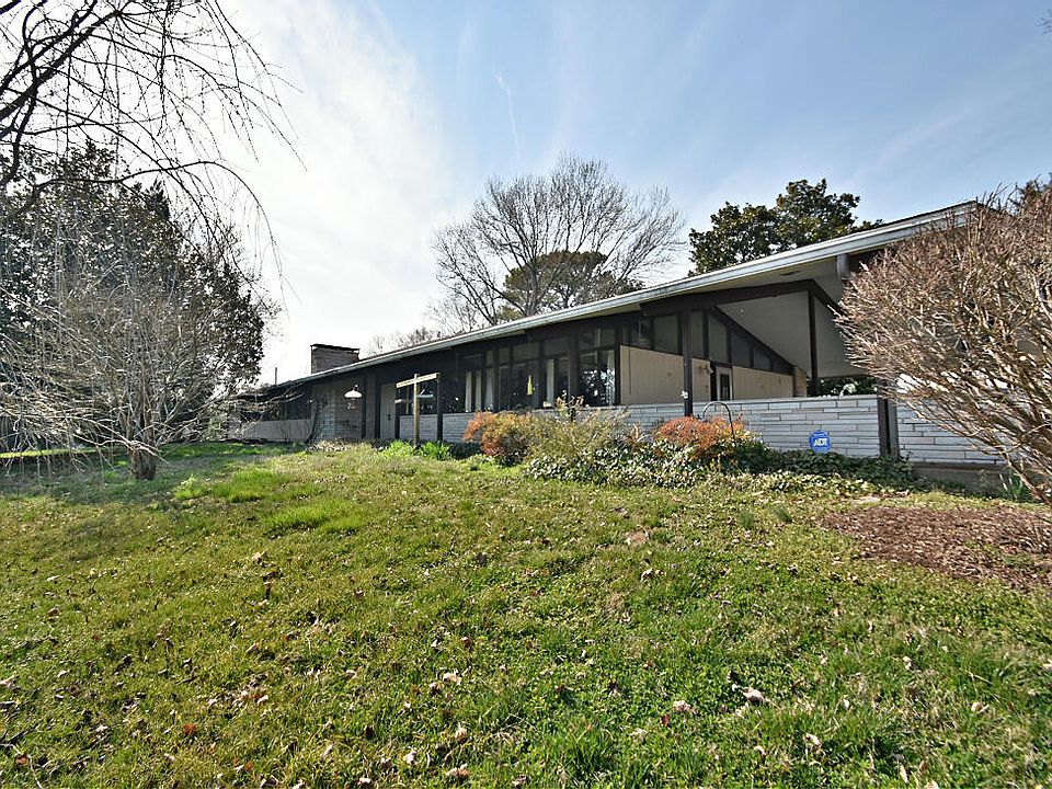 1st image of 8113 Corteland Dr
