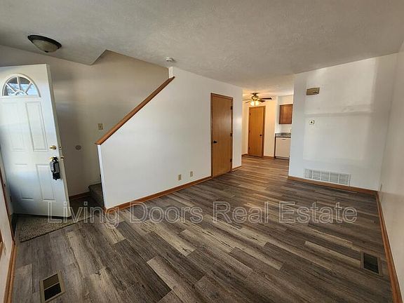 4th image of 1511 David Dr