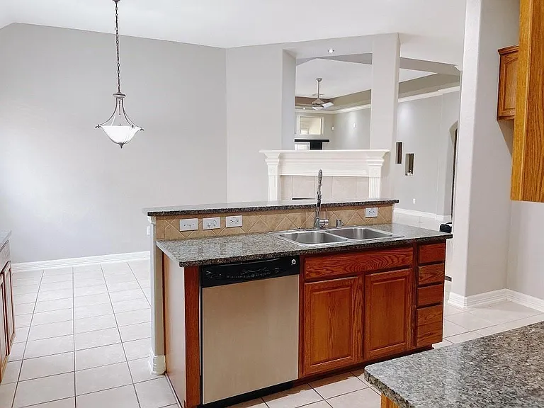 2630 Canyon Falls Dr — Photo 17