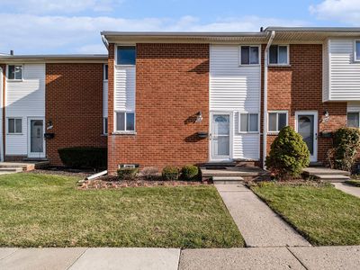 8646 Kaltz, Center Line, MI, 48015
