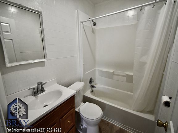 5th image of 1358 Willow St
