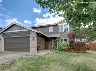 193 SW Namitz Ct, Dundee, OR 97115