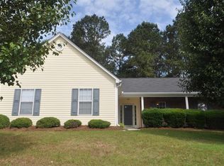 1364 Victoria Place Ct, Loganville, GA 30052