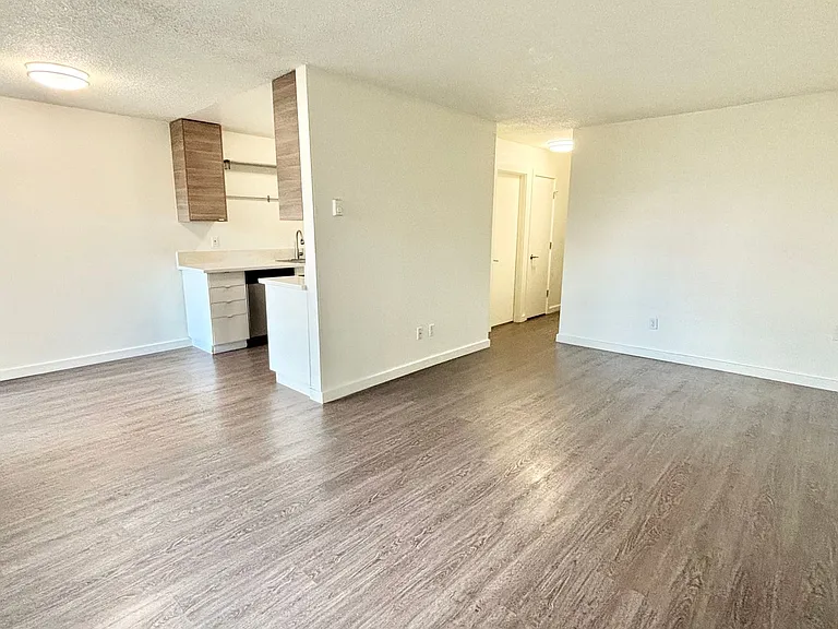 Holgate Lofts — Photo 32