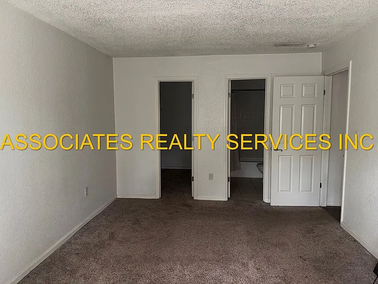 1810 NW 23rd Blvd #151 — Photo 17