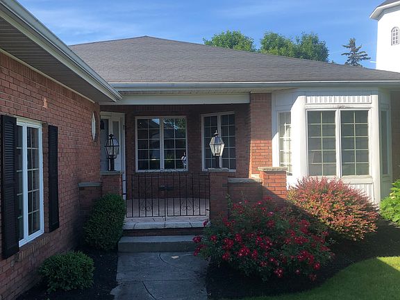 2nd image of 63 Hampton Hill Dr