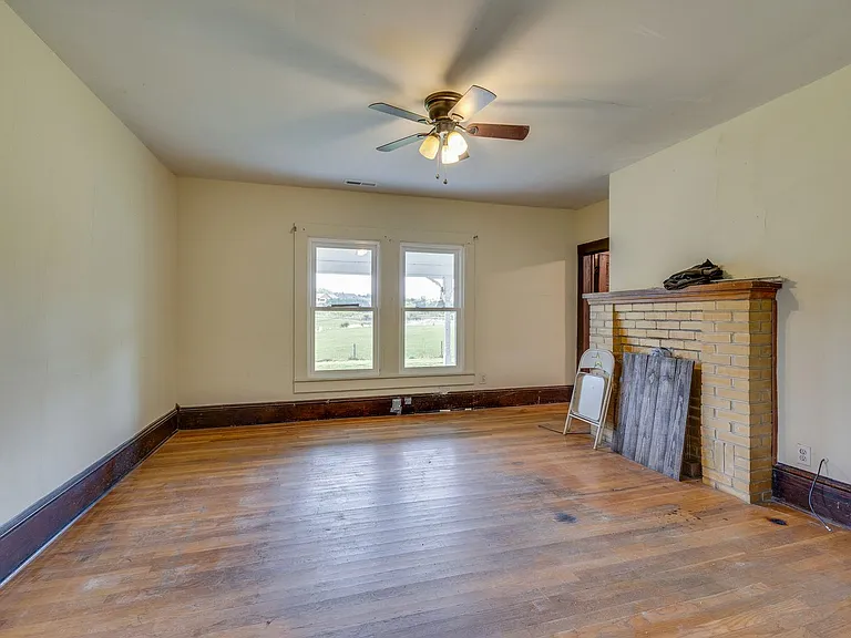206 Old Stage Coach Rd — Photo 14