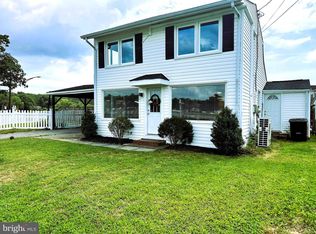 431 Shore Dr, Edgewater, MD 21037