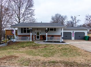 1200 Williams St, De Soto, MO 63020