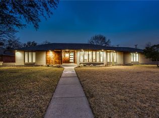 6555 Ridgeview Cir, Dallas, TX 75240