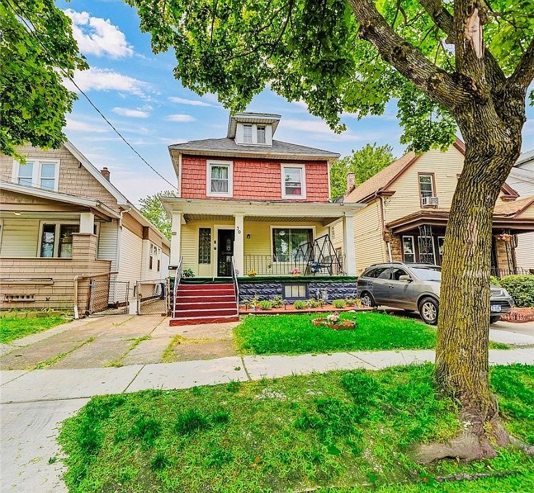 1st image of 30 Domedion Ave
