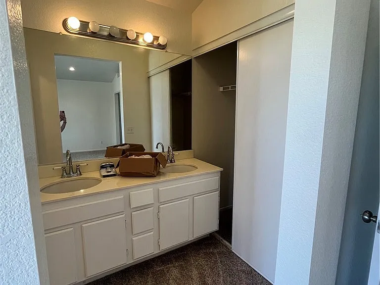 24024 Roybal Way — Photo 12