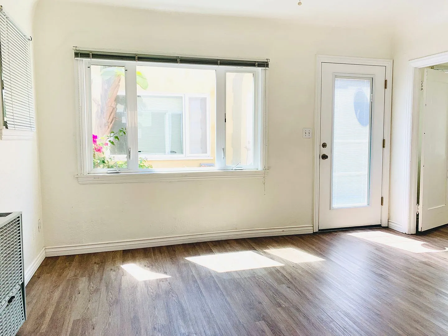 1BD/1BA North Park Bungalow Available! w/Garage! - Only $1,995/mo! — Photo 4