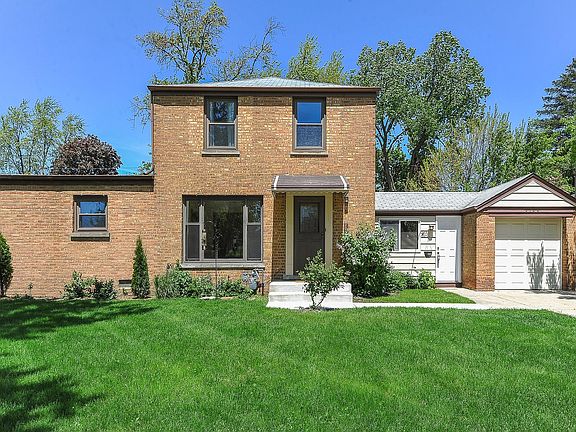 2nd image of 5132 Elm St