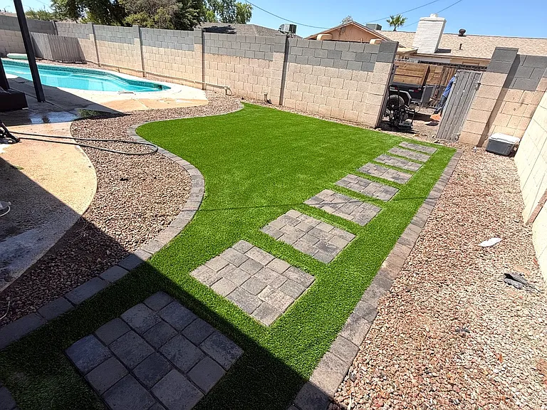 1262 E Hermosa Dr — Photo 33
