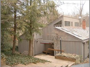 2930 Lower Grandin Rd, Cincinnati, OH 45208