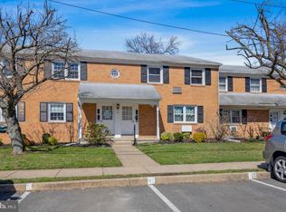 15 Sunnybrook Rd, Stratford, NJ 08084