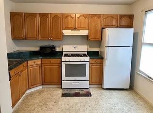 939 Wildlife Lodge Rd APT B, New Kensington, PA 15068