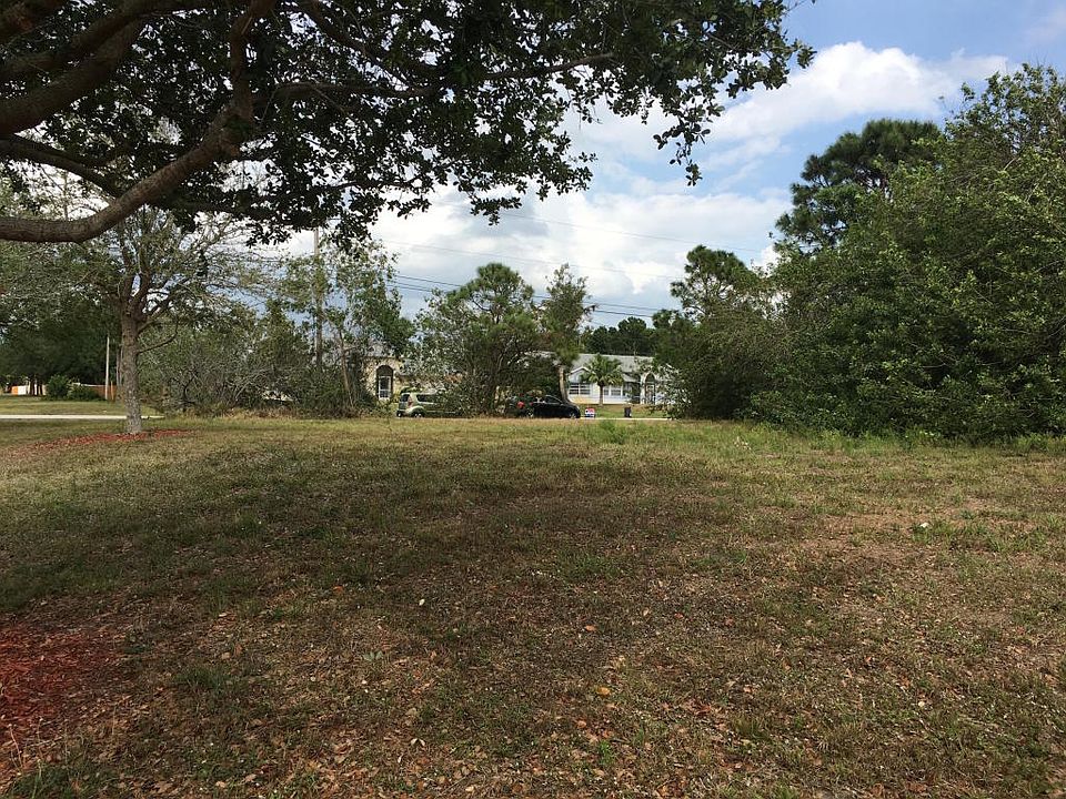 1st image of 2826 SE Eagle Dr