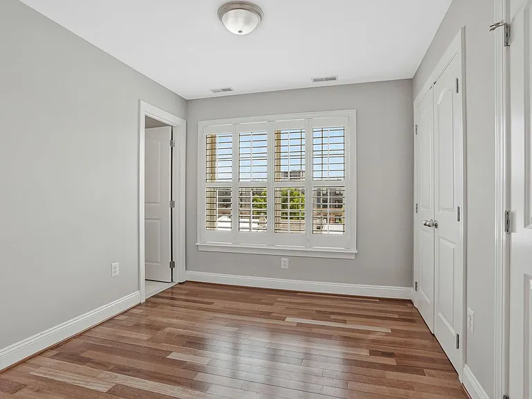 911 Kennedy St NW #11B — Photo 22