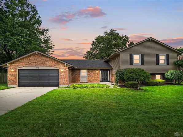 7071 Woodcroft Dr, Englewood, OH 45322