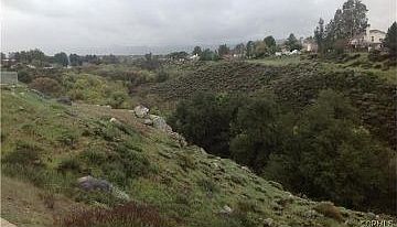 2nd image of 38101 Via La Colina