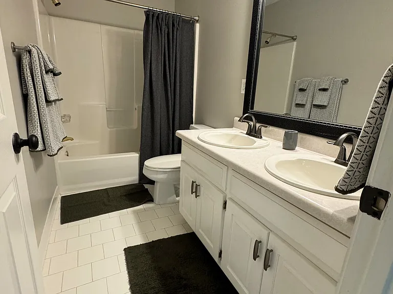 335 Butterfield Ln — Photo 24
