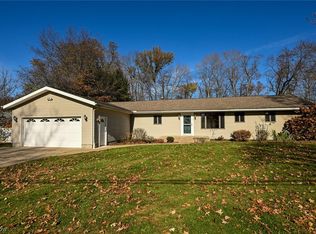 1509 McTaggart Rd, Stow, OH 44224