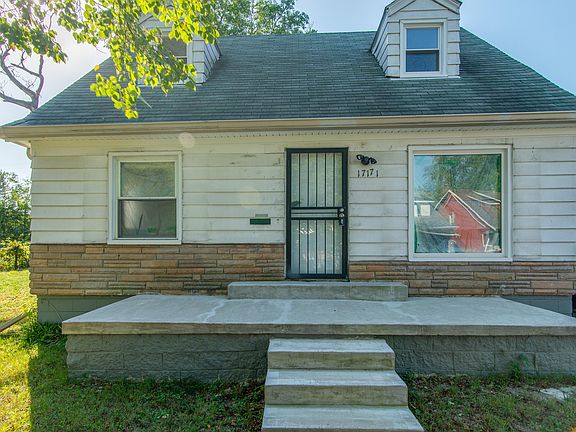 2nd image of 17171 Goddard Ave