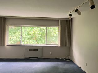 2415 East Ave APT 11, Rochester, NY 14610