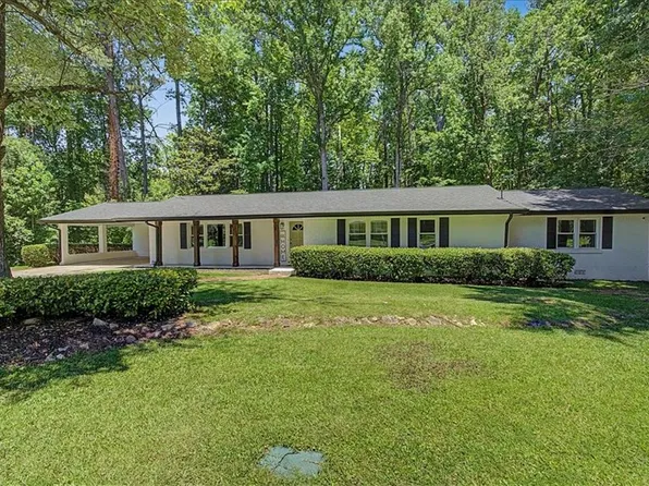2718 Pine Grove Ct, Austell, GA 30106