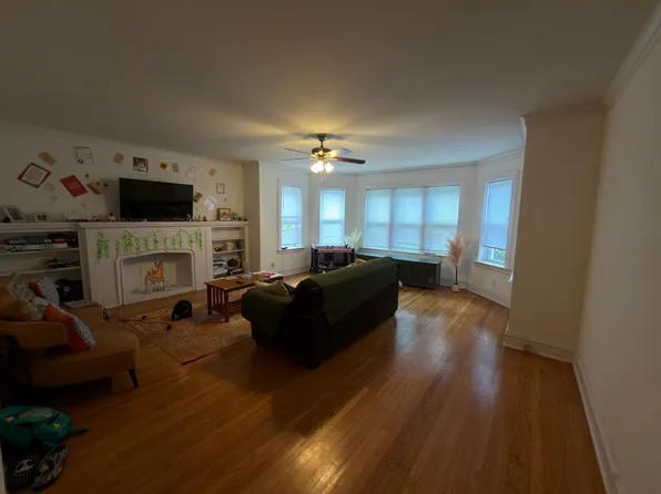 6437 N Leavitt St, Chicago, IL