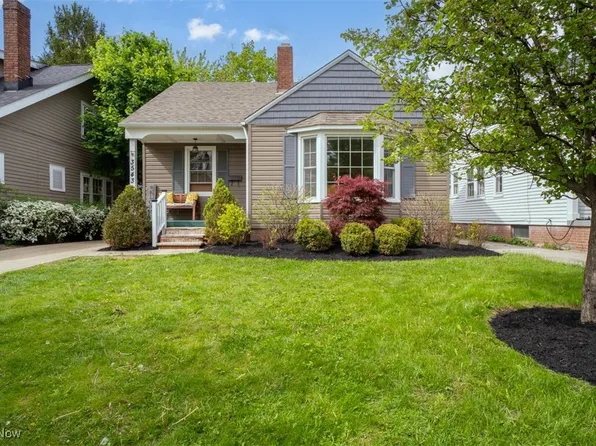 3543 E Scarborough Rd, Cleveland Heights, OH 44118