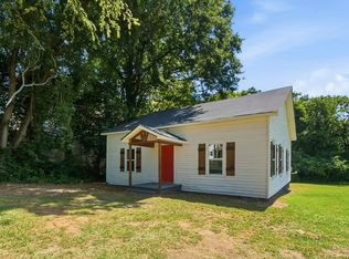 310 S Walnut St, Greensboro, GA 30642
