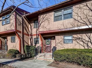 94 Bluebird Dr, Hillsborough, NJ 08844