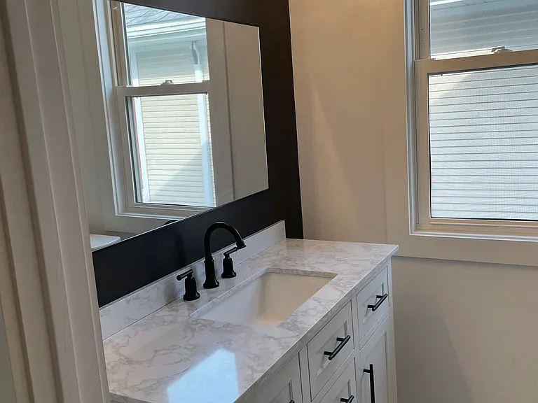 106 W Caracas Ave — Photo 10