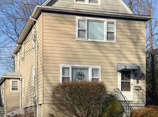 150 Mead Ave, Greenwich, CT 06830