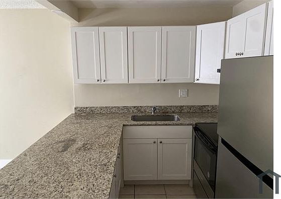 3rd image of 201 NW 32nd Ct APT 203