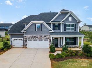 9046 Raven Top Dr, Mint Hill, NC 28227