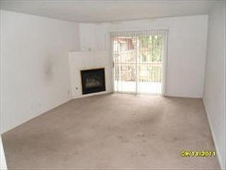 4th image of 1850 Tall Oaks Dr #32