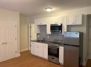 614 Massachusetts Ave #22A, Boston, MA 02118