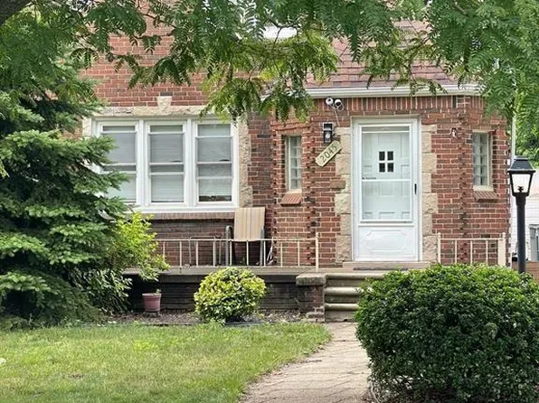 2045 N Elizabeth St, Dearborn, MI 48128
