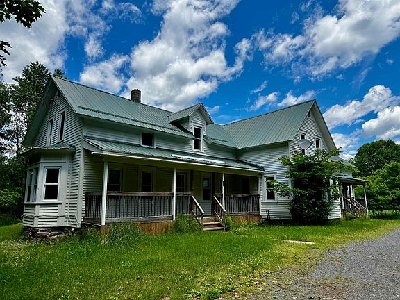 2nd image of 2047 River Rd