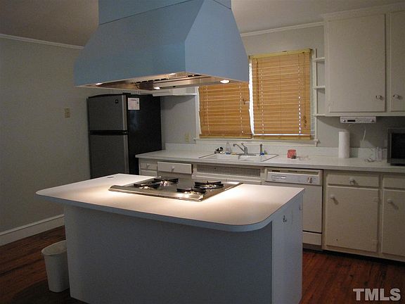 4th image of 2714 Cammie St