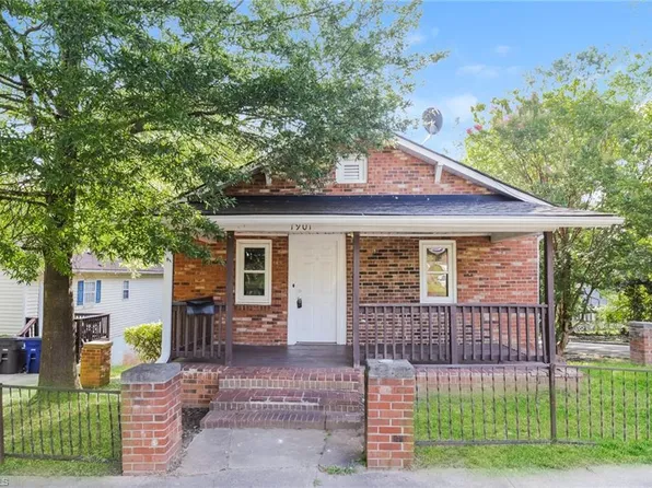 1901 N Dunleith Ave, Winston Salem, NC 27105