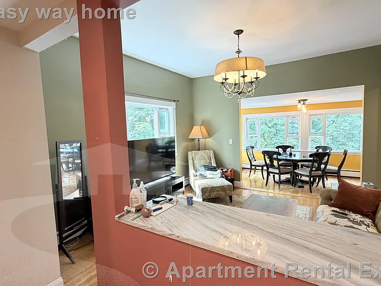 82 Munroe St #12 — Photo 9