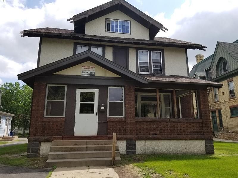 1st image of 390 5th Ave S