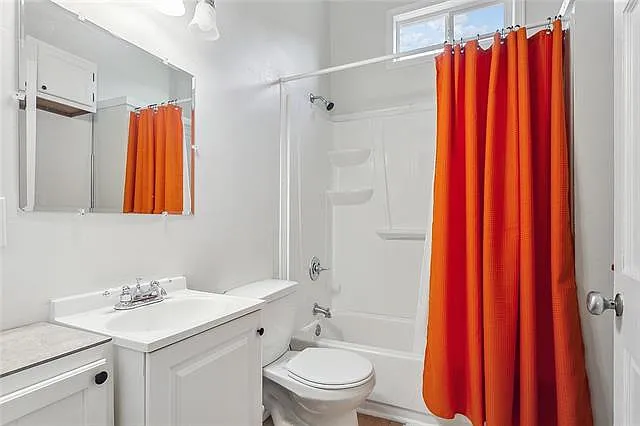 2721 General Taylor St — Photo 10