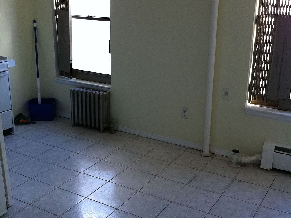 1st image of 159 Essex St APT 2C