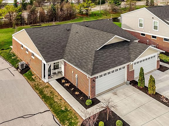 2nd image of 10311 Gateway Dr
